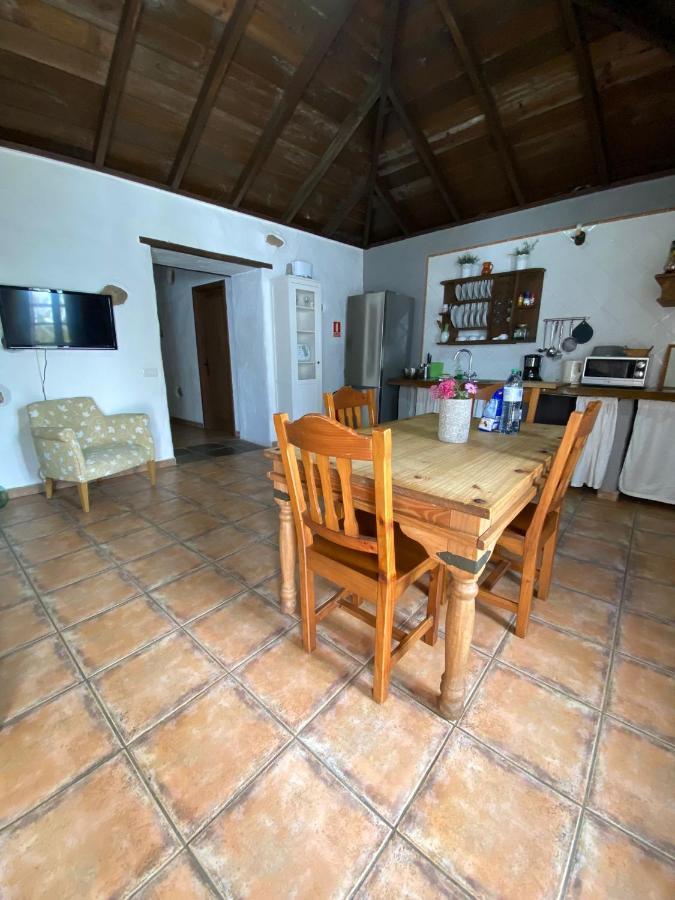 איקוד דה לוס וינוס Finca Los Ciruelos Casas Rurales מראה חיצוני תמונה